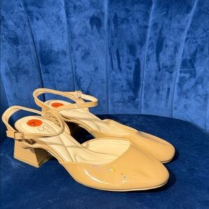 Jessica Simpson Iridescent Nude Women's Block Heel Shoes Size 9.5 NWOT